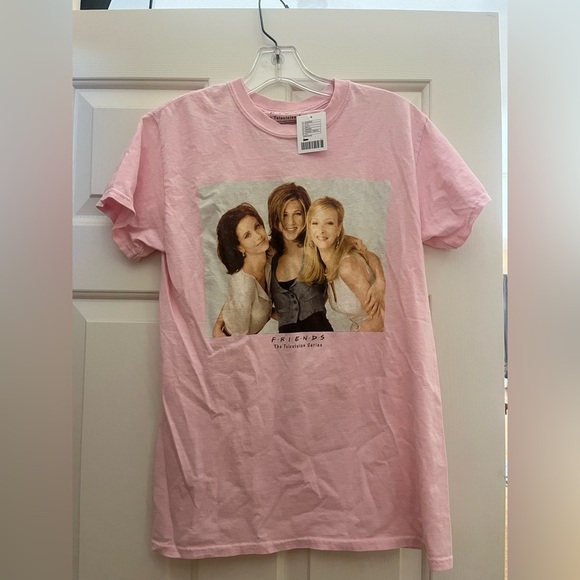 Urban Outfitters UO Friends Girls T Shirt NWT - Picture 2 of 5